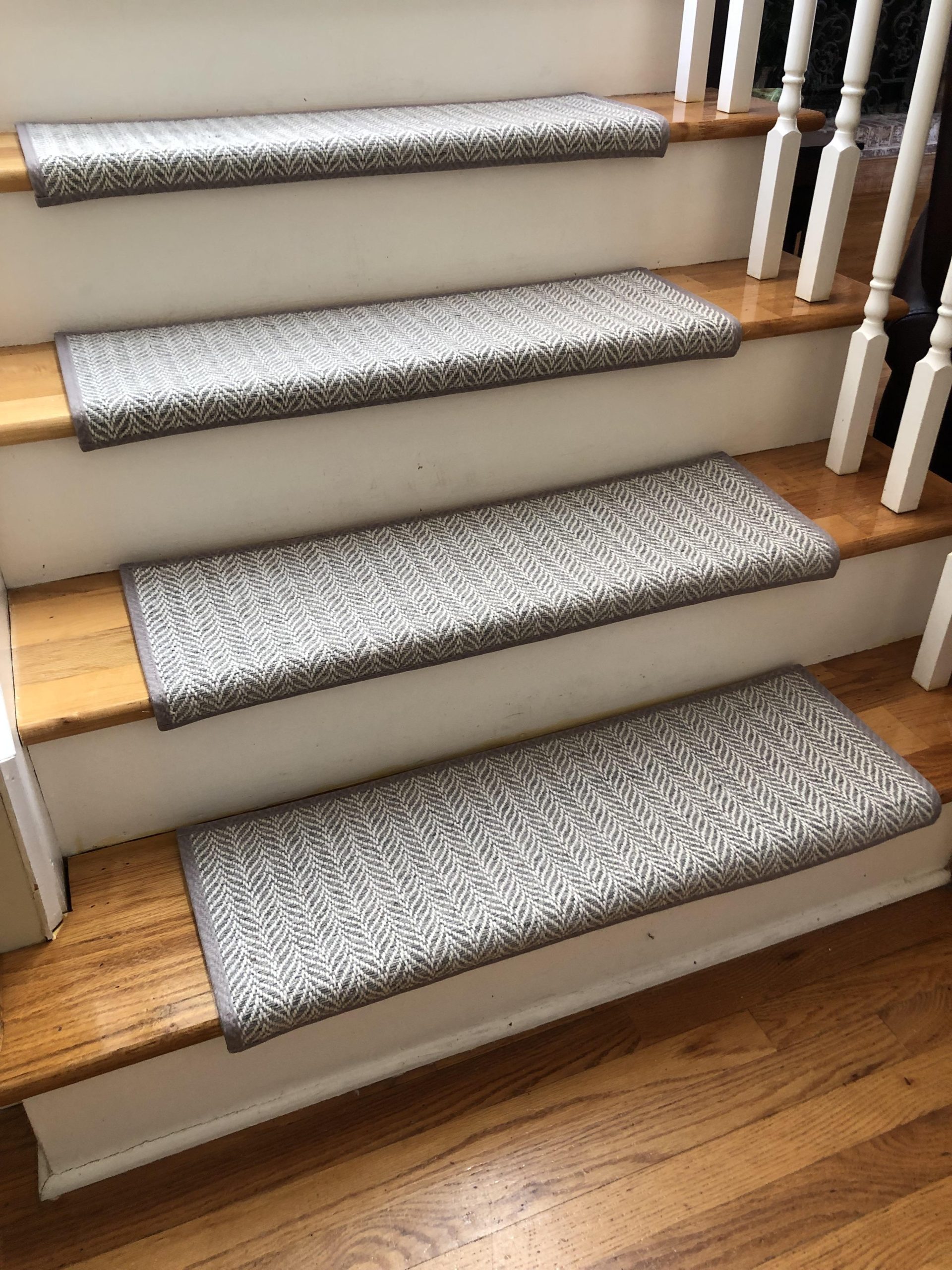 Island Wave Pewter True Bullnose® Padded Carpet Stair Tread (Sold